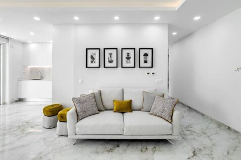 3 living room.JPG