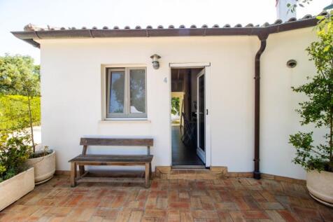 Apartment front door (Large).jpg