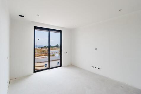 7 BEDROOM.jpg
