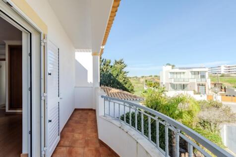 small balcony.jpg