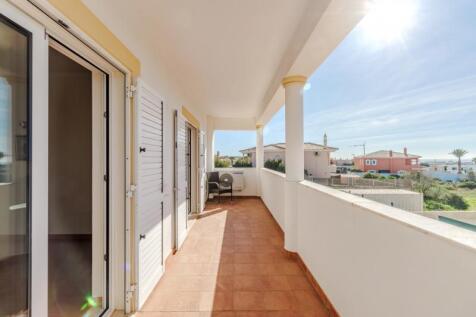 balcony 1.jpg