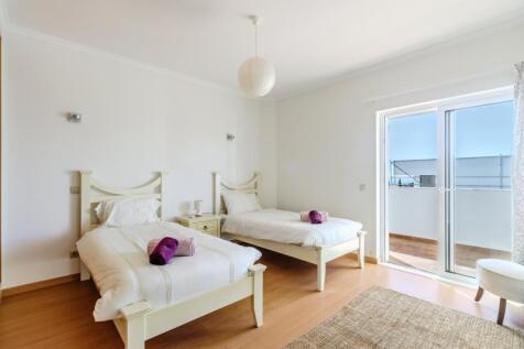 bedroom 3.jpg