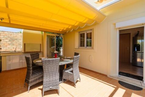 BBQ AREA 4.jpg