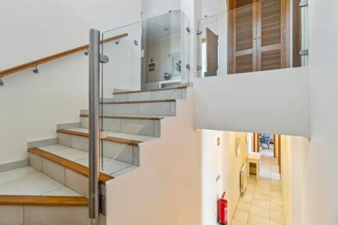 25 STAIRS.jpg
