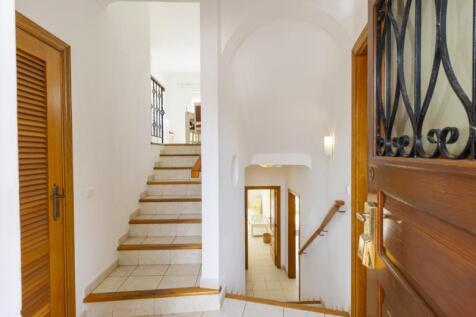 Entrance (Large).jpg