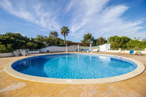 Qev pool 3.jpg