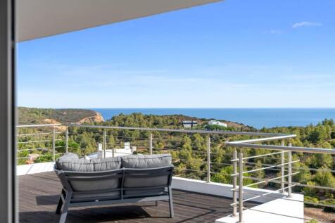 18 terrace.jpg