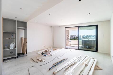 1 LIVING ROOM.jpg