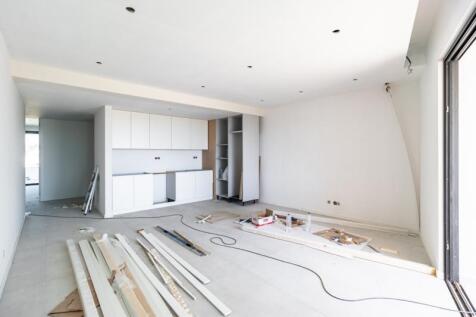 3 LIVING ROOM.jpg