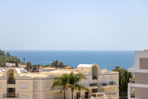 2 TERRACE.jpg