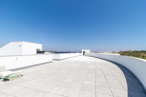 4 TERRACE.jpg