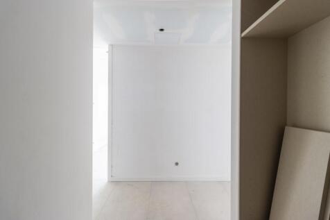 22 ENTRACE (2).jpg