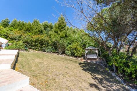 GARDEN 5.jpg