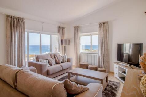 Living area window_1 (Large).jpg