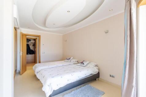 BEDROOM 3B (Large).jpg