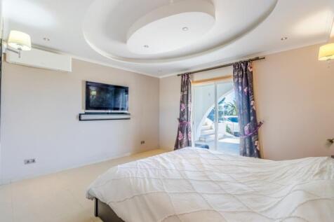 BEDROOM 4A (Large).jpg