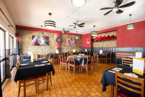 Restaurant_dining area copy (Large).jpg