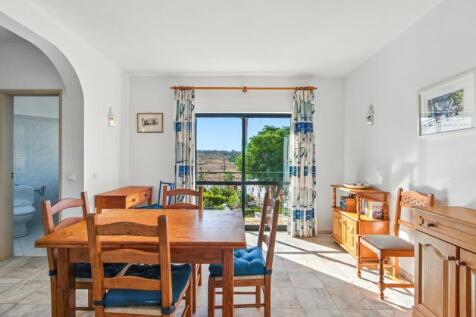 6 DINING ROOM.jpg