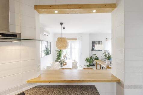 To Dining area (Large).jpg