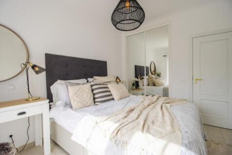 Second Bedroom_a (Large).jpg