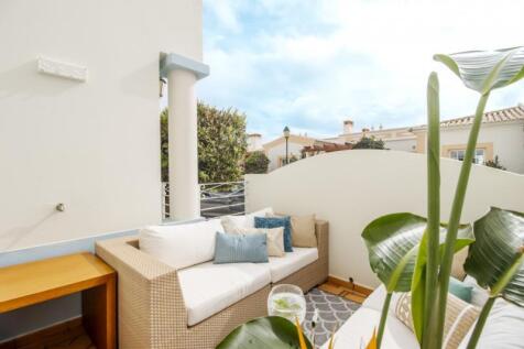 Terrace_a (Large).jpg