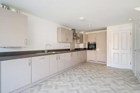 Kitchen dining ro...
