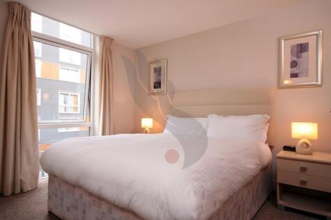 01-BEDROOM