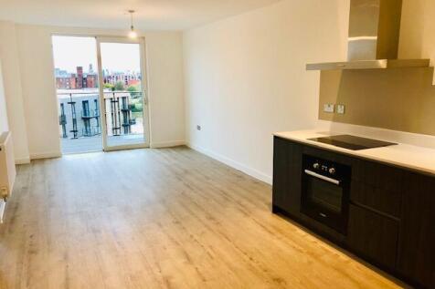 1 bed lounge2