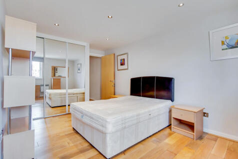 5_Master Bedroom-0