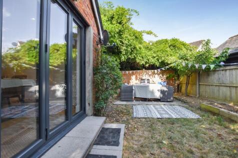 Property Image 25
