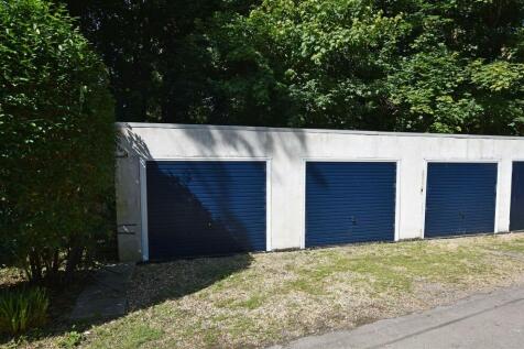 Private Garages.JPG