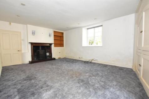 Sitting Room.JPG