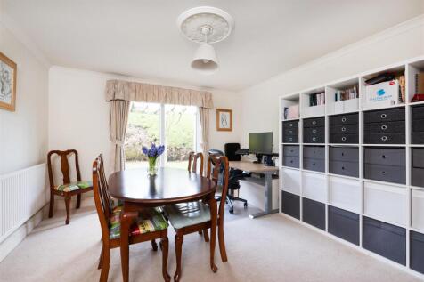 Dining Room.jpg