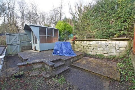 Rear Patio.JPG