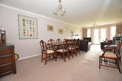 Open Plan Living Room.JPG