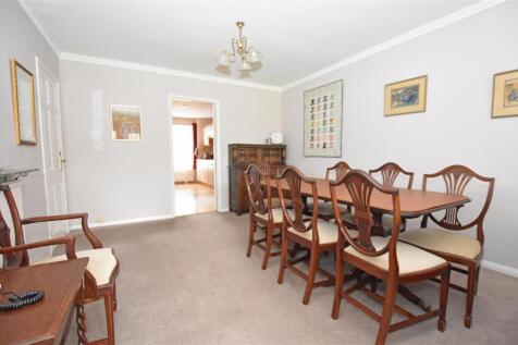 Dining Area.JPG