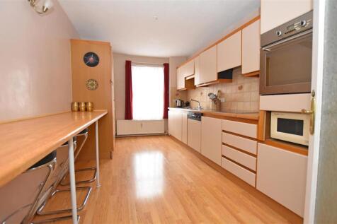 Kitchen.JPG