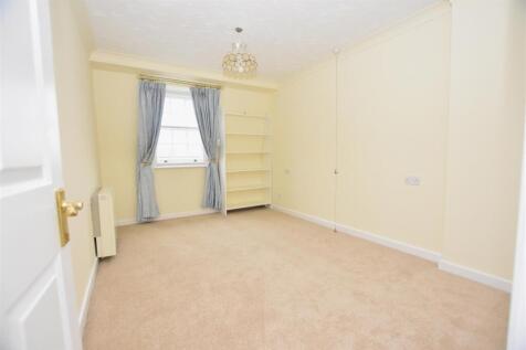 Double Bedroom I.JPG