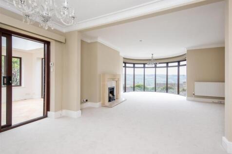 Open Plan Sitting Dining Room.jpg