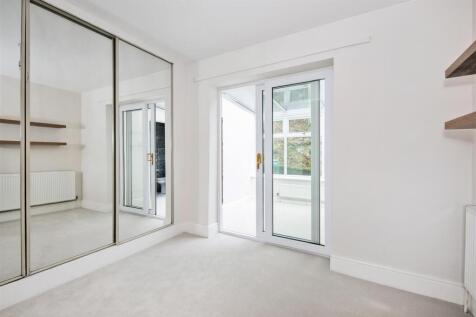 Bedroom One.jpg
