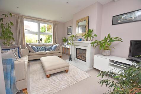 Living Room I.JPG