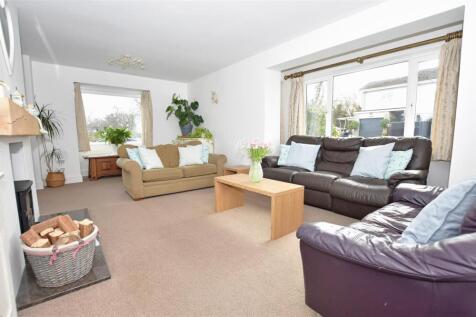 Living Room.JPG