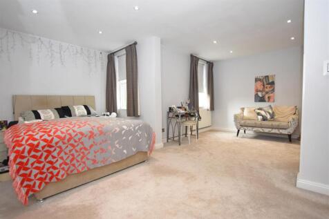 Bedroom One I.JPG