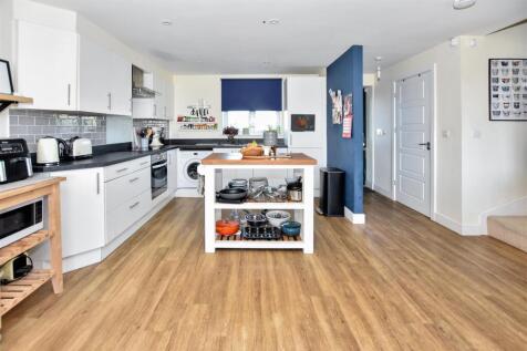 Kitchen II.jpg