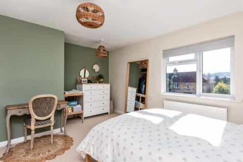 Bedroom One II.jpg