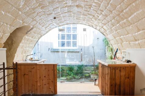 9 Chatham Row, Bath BA1 5BS-24.jpg