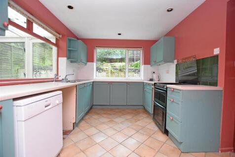 Kitchen.JPG