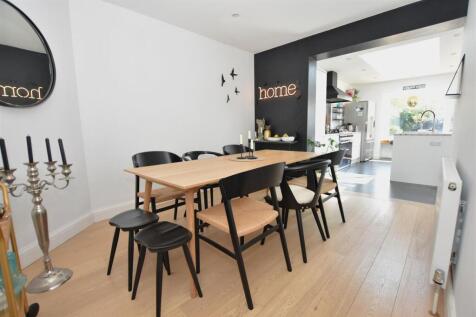 Open Plan Kitchen Diner.JPG