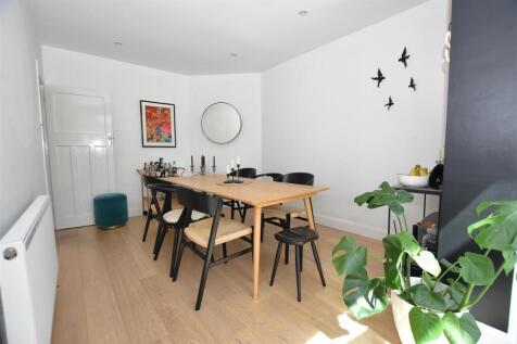 Dining Room.JPG