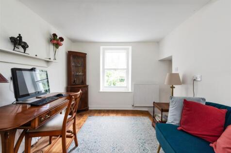 Dining Room.jpg